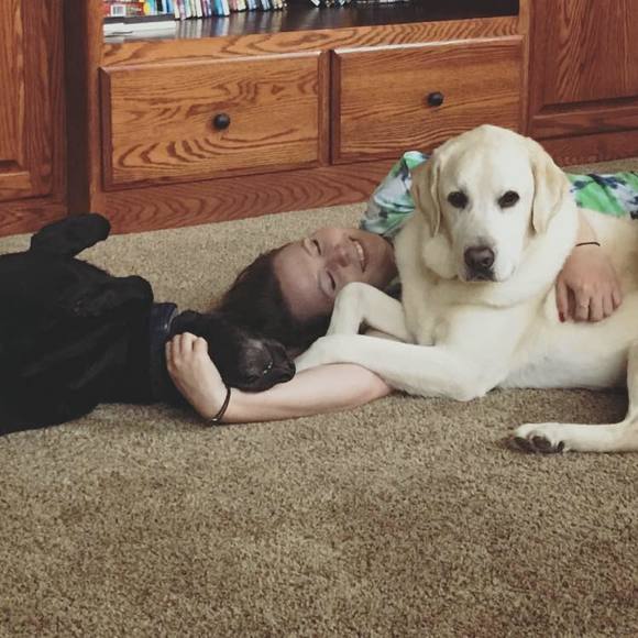 Meet your Posher, Hannah - Picture 1 of 1